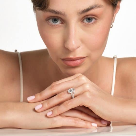 Bague Flora TE en or blanc et alliance Flora vague en or blanc