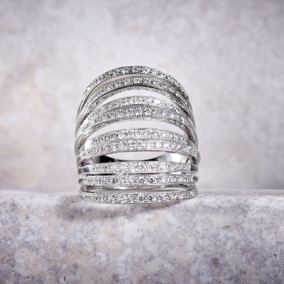 Bague or blanc diamants